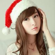戴圣诞帽的女孩头像_www.qqtu8.net